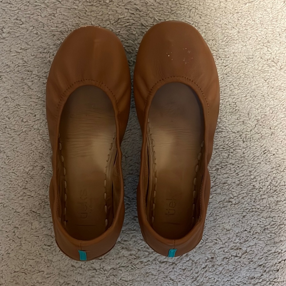 Tieks, small scuffs but still very good condition